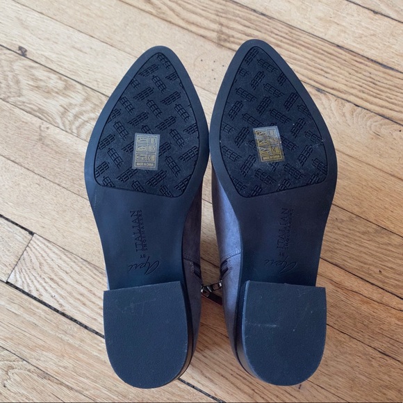 NWOT Gray Booties - Picture 4 of 7